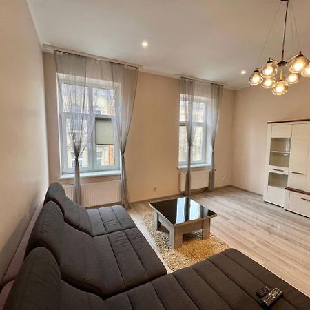 Apartments On Sholom Aleikhema Lviv Dış mekan fotoğraf